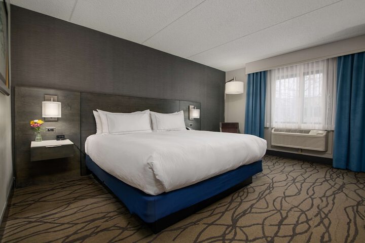 Room 32 of 109