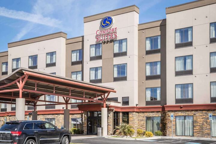Comfort Suites New Bern near Cherry Point