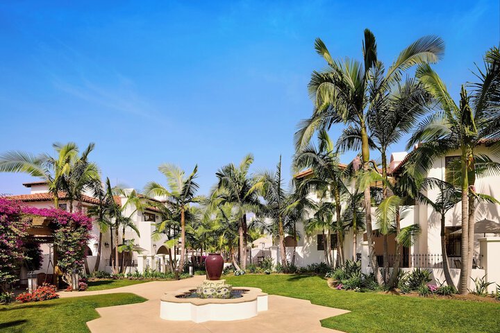 Hotel Exterior 139 of 155