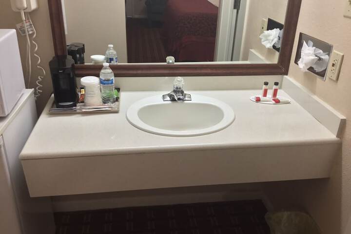 Room 11 of 42