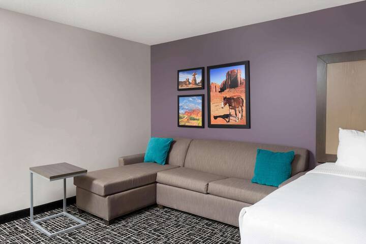 Room 19 of 60