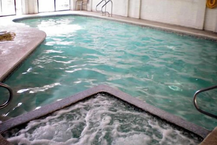 Pool 4 of 27