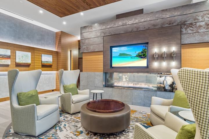 Global Luxury Suites at Reston Town Center