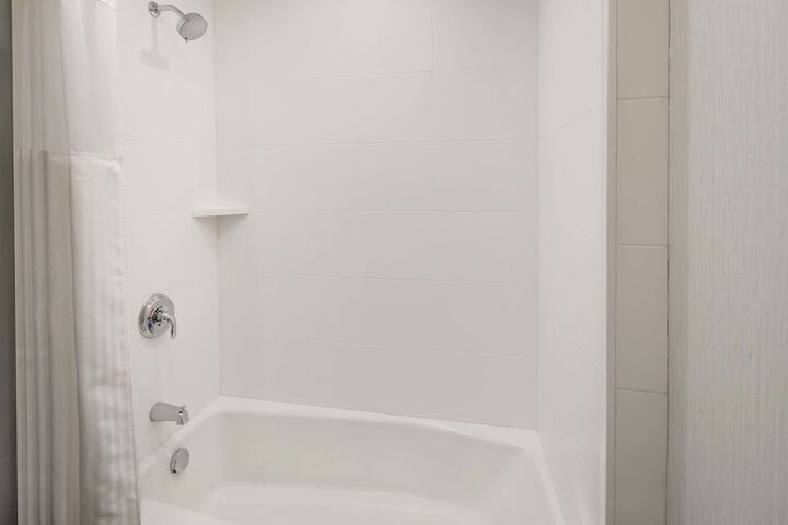 Room 15 of 50