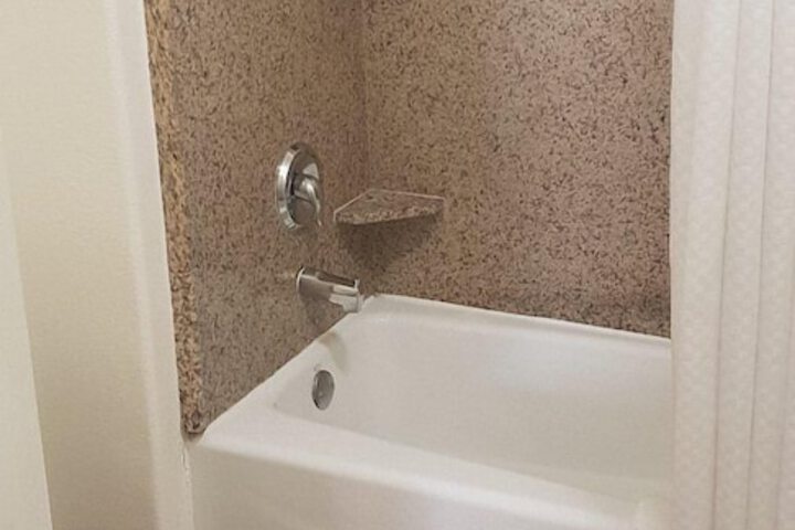 Hawthorn Suites by Wyndham Victorville