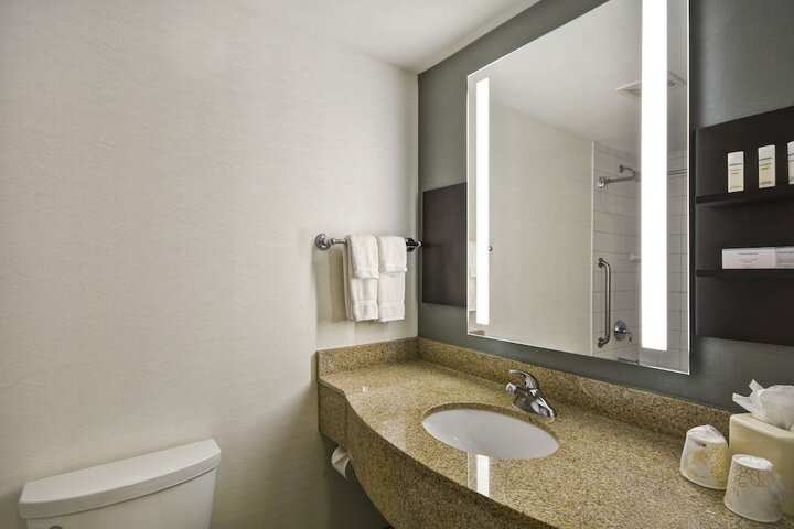 Room 29 of 48
