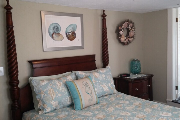 Island Guest House B & B