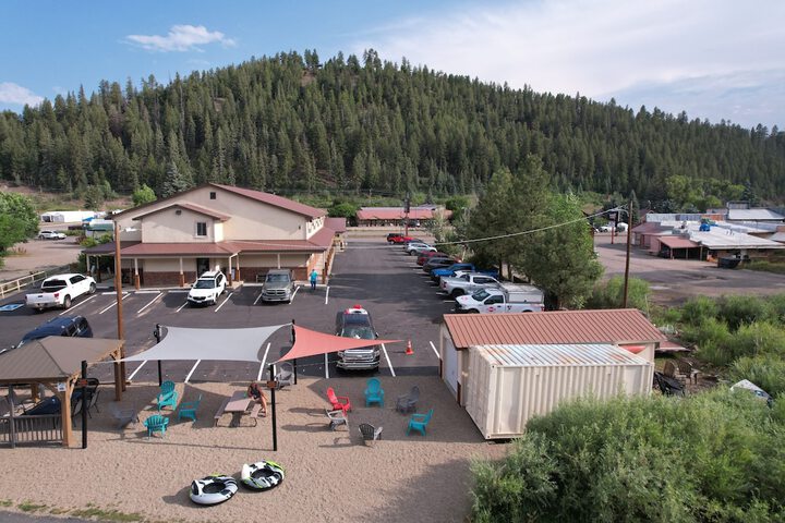 RiverWalk Inn