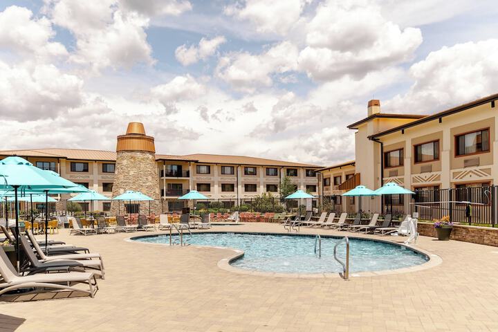Hotel 4 of 149
