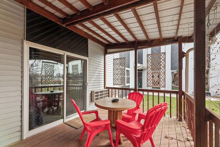 Terrace/Patio 17 of 17