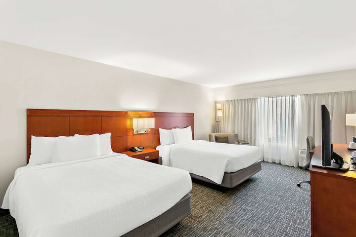 Room 25 of 37
