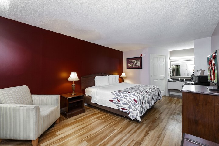 Room 32 of 50