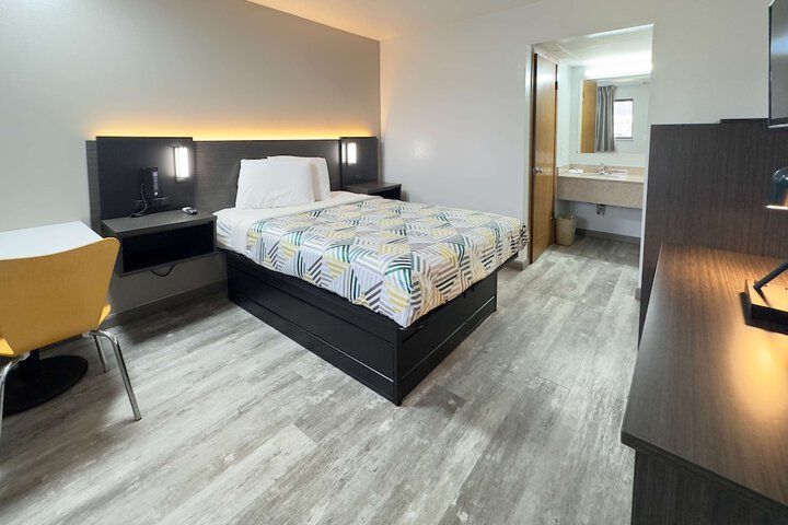 Room 67 of 72