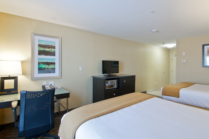 Room 21 of 34