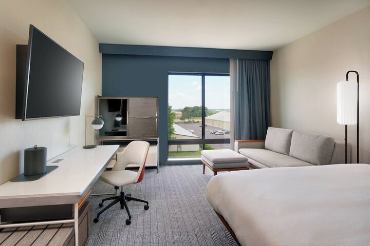 Room 5 of 20