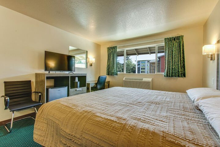 Coachman Inn