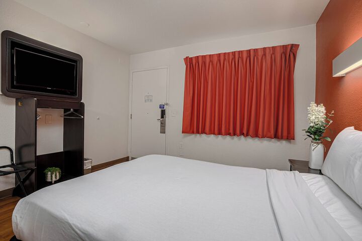 Room 22 of 29