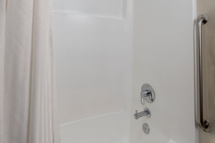 Room 34 of 51