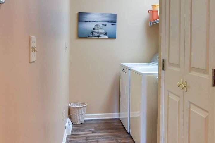 Tonawanda Vacation Rental 13 Mi to Niagara Falls