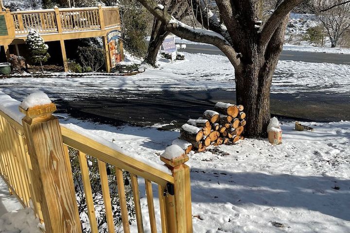 Mountain Aire Cottages Inn & Glamping