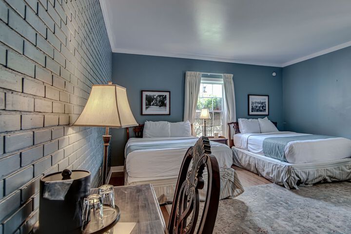 Malaga Inn