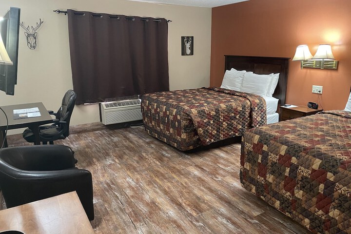 Southfork Motel and Grill