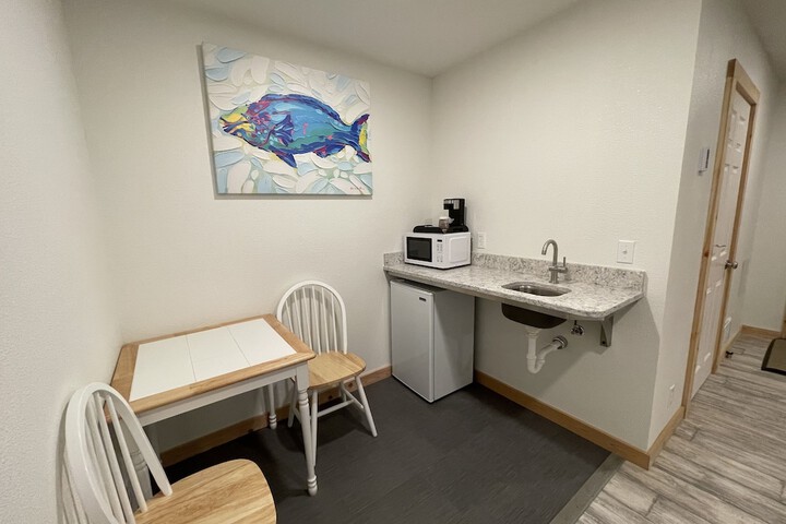 Room 10 of 19
