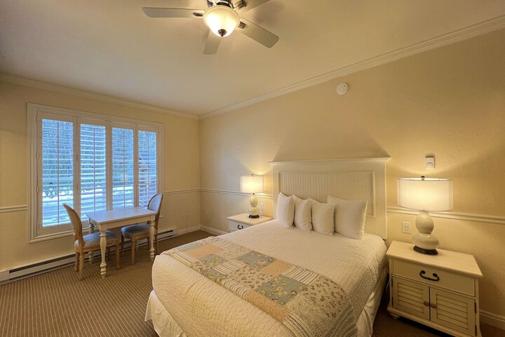 Room 9 of 46