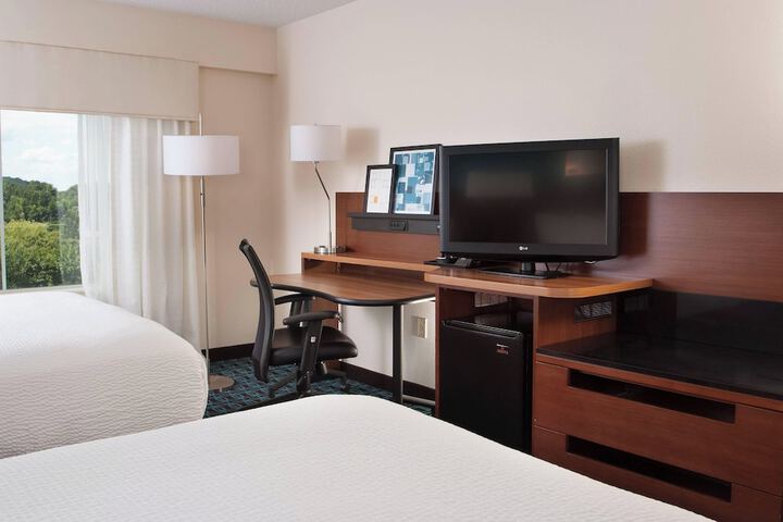 Room 19 of 28