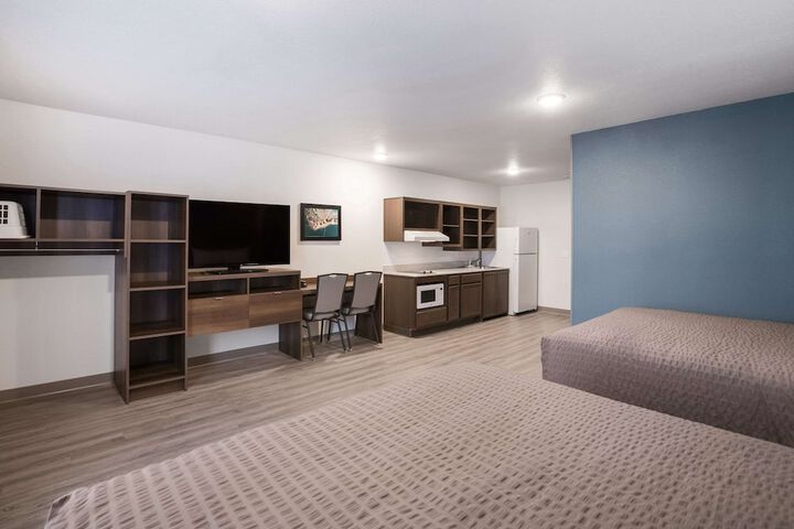 WoodSpring Suites Detroit Madison Heights