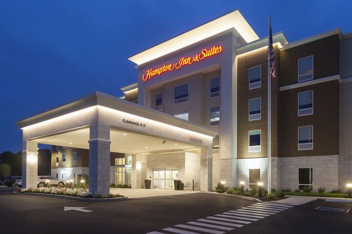 Hotel 3 of 66