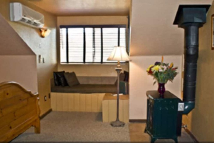 Room 109 of 150