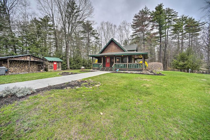 Lovely Fort Ann Lodge - 10 Mi to Lake George!