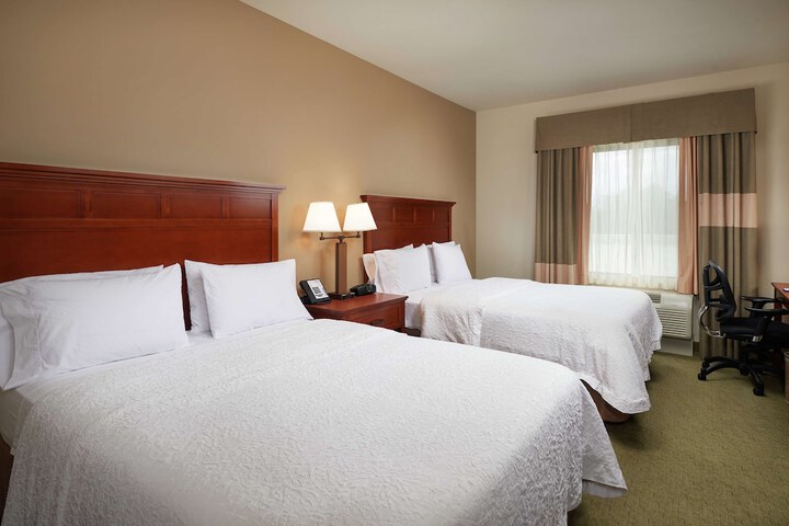 Hampton Inn & Suites Salem OR