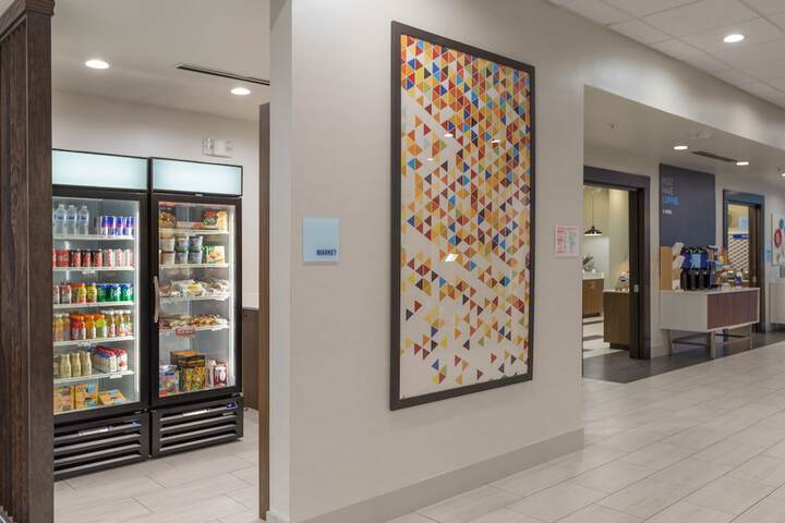 Holiday Inn Express and Suites San Marcos South by IHG