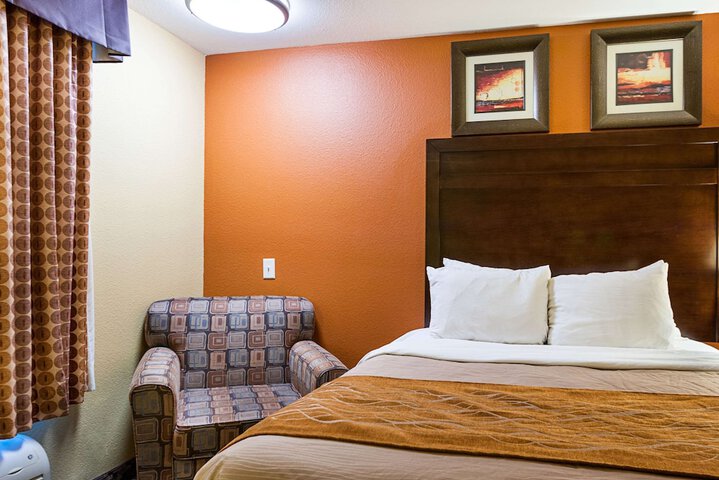 Room 19 of 46
