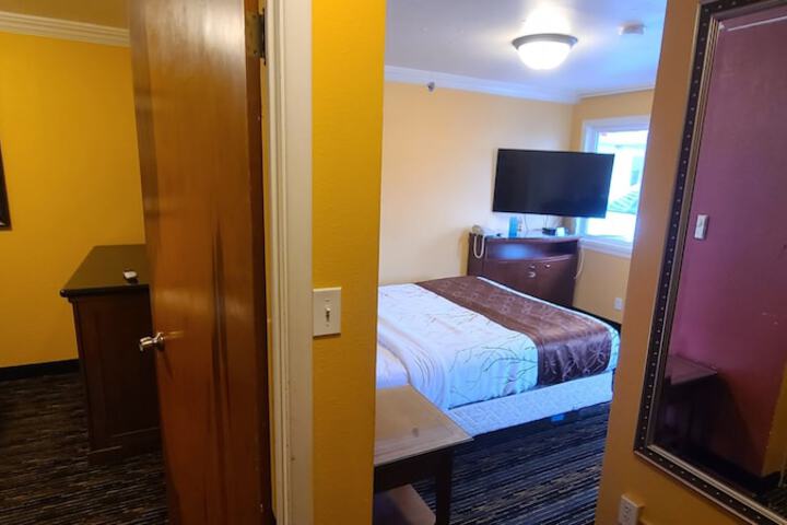 Room 51 of 55