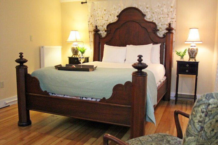 The Kennebunk Inn