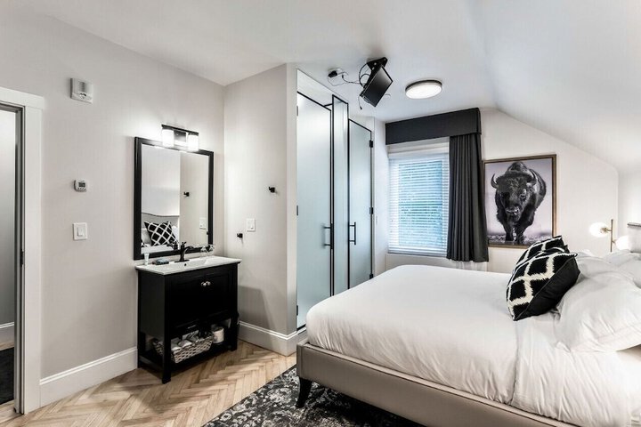 Room 31 of 63