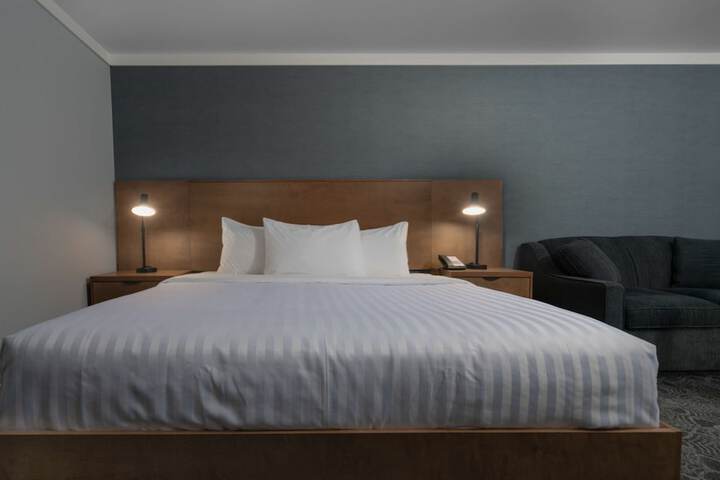 Prestige Kamloops Hotel WorldHotels Crafted