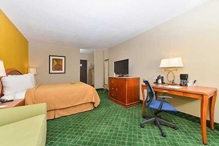 Quality Inn Cairo I-57