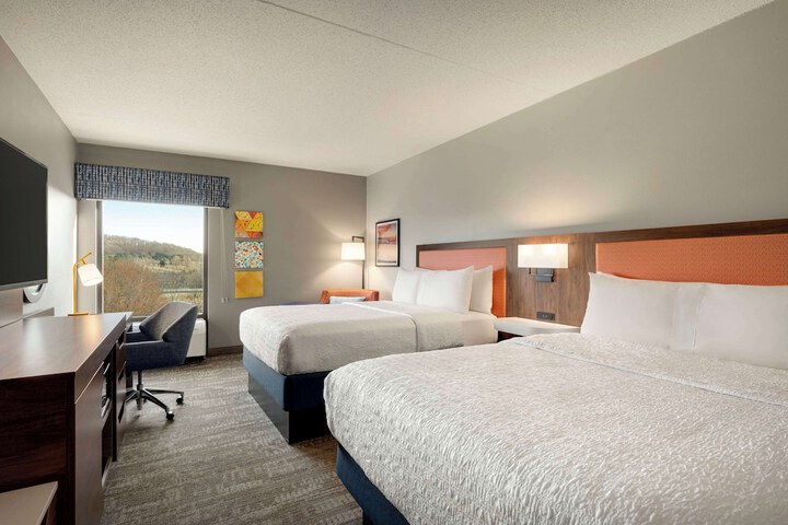 Hampton Inn Waynesboro / Stuarts Draft