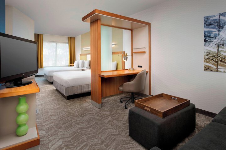 Room 14 of 19