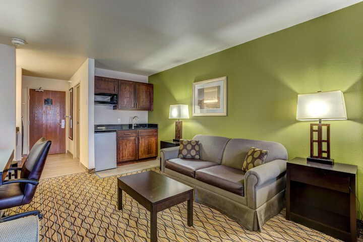 Room 15 of 42