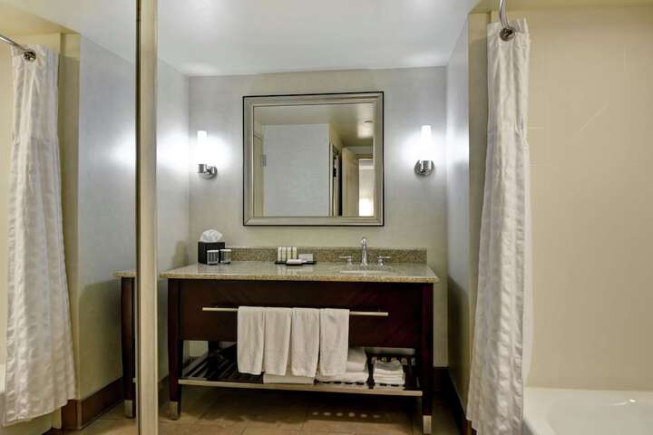 Room 35 of 78