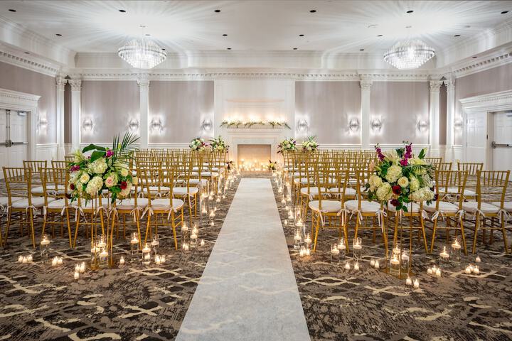 Crowne Plaza Albany - The Desmond Hotel by IHG