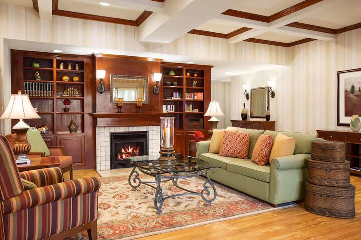 Country Inn & Suites by Radisson Conway, AR