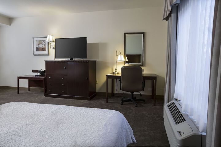Room 35 of 51