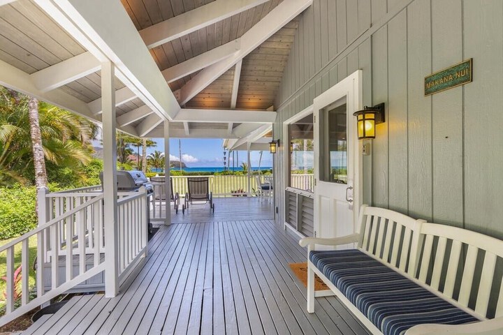 Makana Nui 3 Bedroom Home by RedAwning