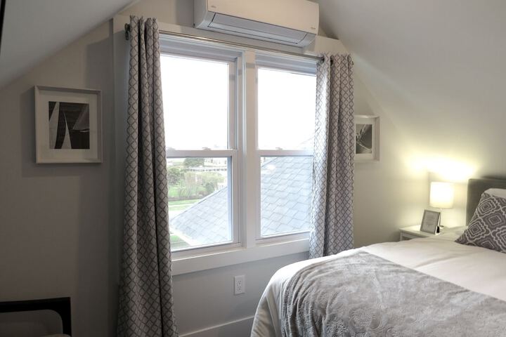 Room 20 of 183
